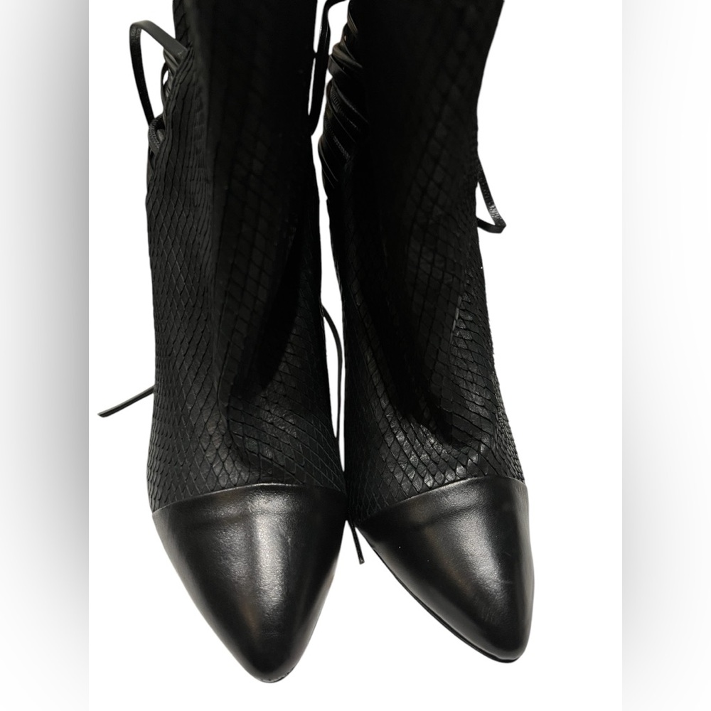 Iro booties - Picture 12 of 14